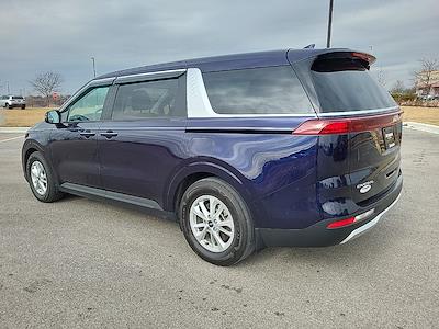 Used 2024 Kia Carnival - photo 1