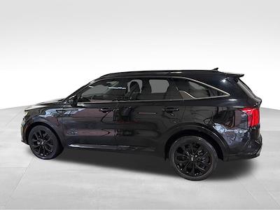 Used 2021 Kia Sorento - photo 1