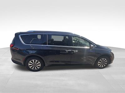 2021 Chrysler Pacifica FWD Minivan for sale #O5M604884A - photo 2