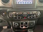 2020 Jeep Gladiator Crew Cab 4x4 Pickup for sale #O5X527150A - photo 16