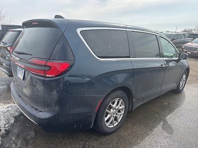 Used 2023 Chrysler Pacifica - photo 1