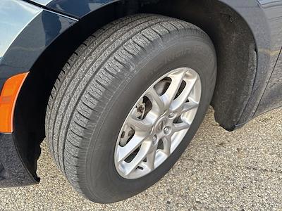 Used 2023 Chrysler Pacifica - photo 1