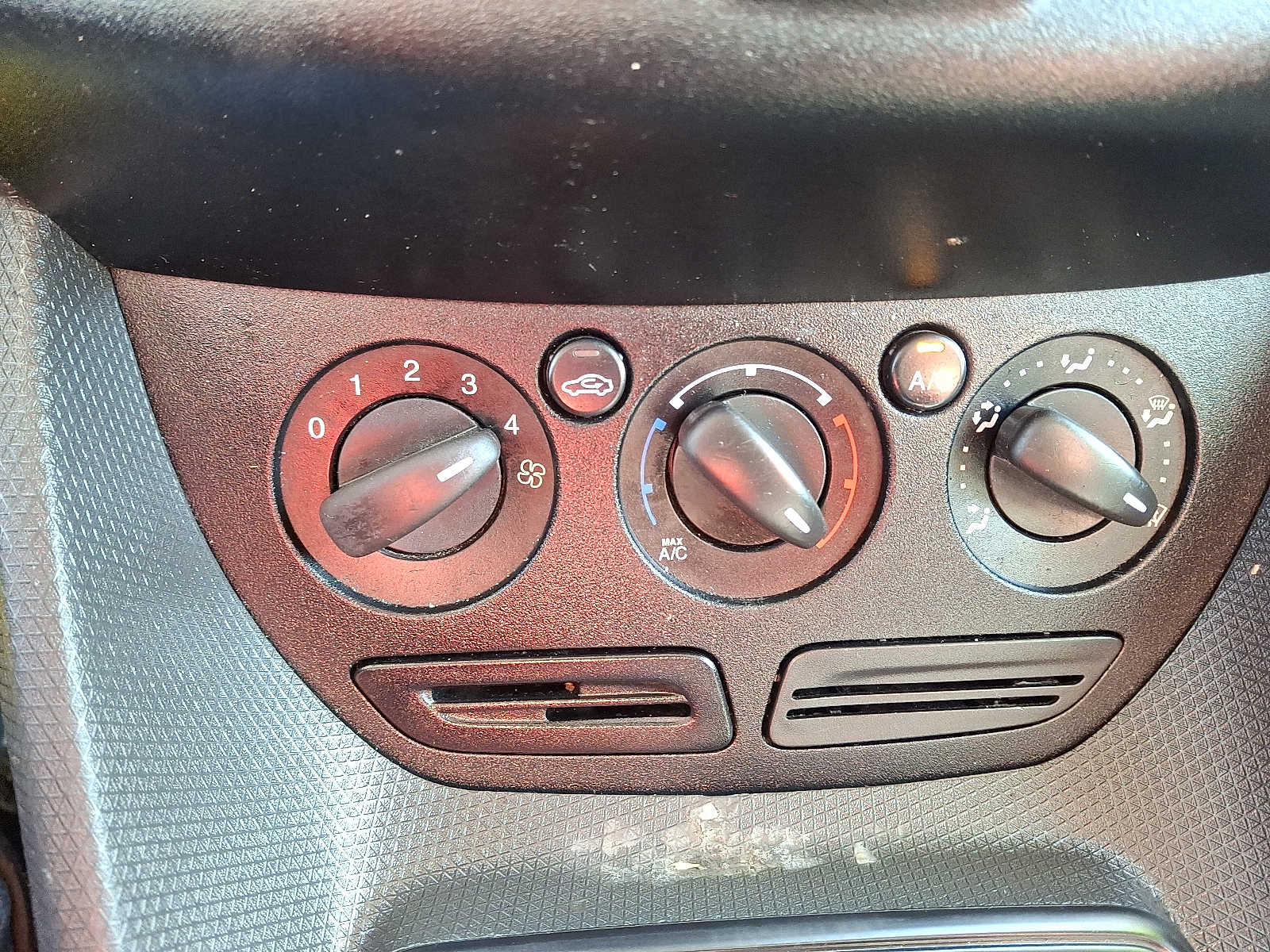 Used 2017 Ford Transit Connect - photo 17