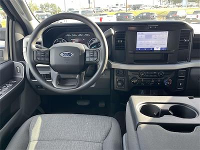 2025 Ford F-250 Crew Cab 4WD Pickup for sale #A2289A - photo 2
