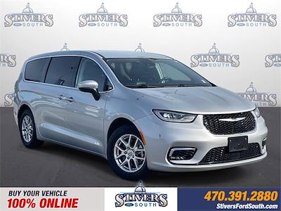 Used 2023 Chrysler Pacifica Touring L Minivan for sale #AM1144 - photo 1