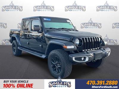 Used 2023 Jeep Gladiator - photo 1