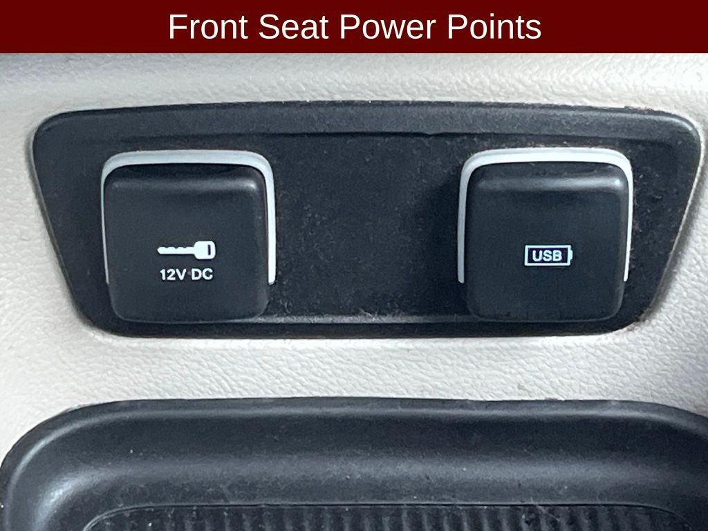 Used 2017 Chrysler Pacifica - photo 14