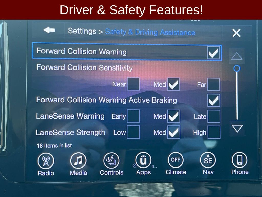 Used 2017 Chrysler Pacifica - photo 9