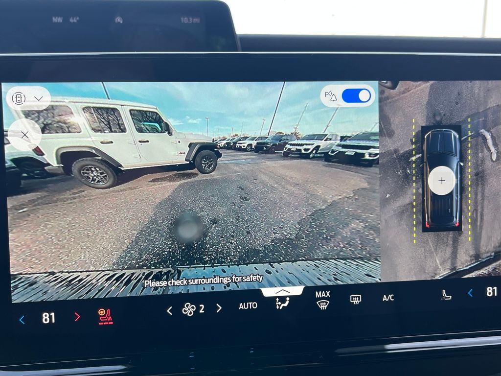 New 2025 Ford Expedition - photo 15