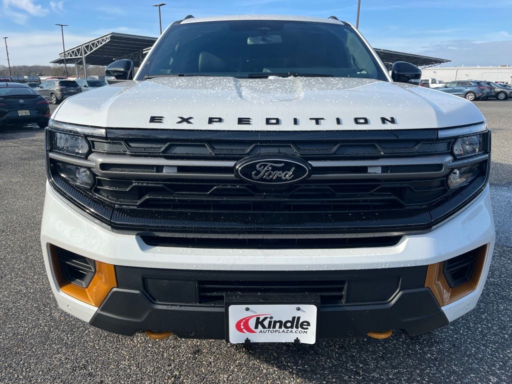 New 2025 Ford Expedition - photo 5