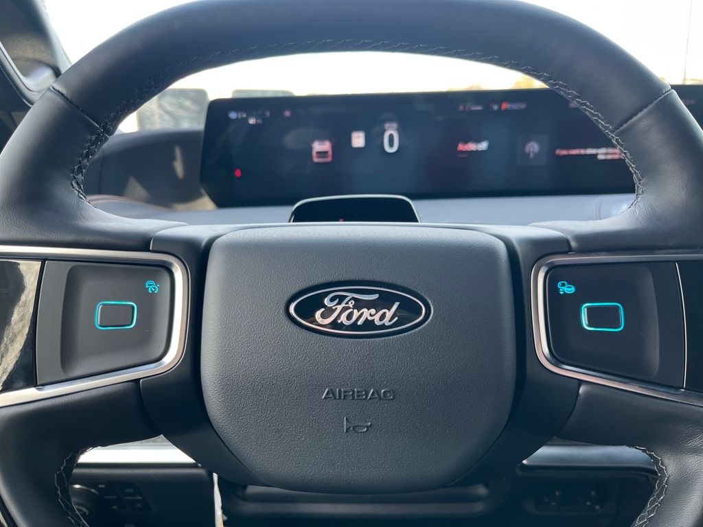 New 2025 Ford Expedition - photo 25