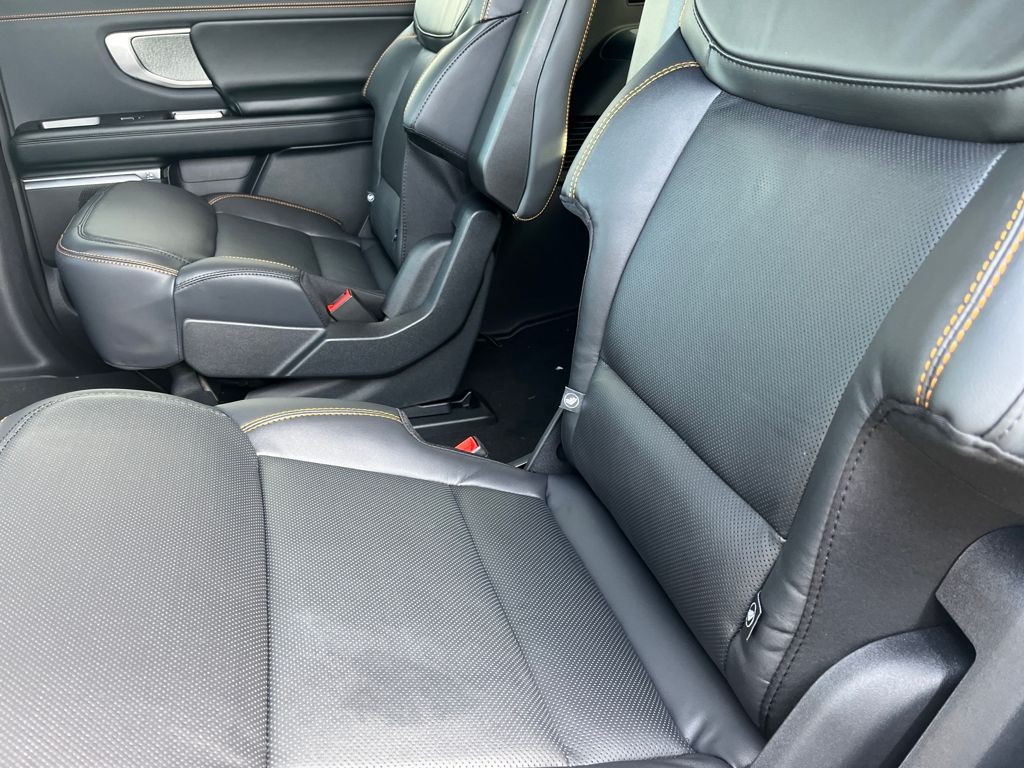 New 2025 Ford Expedition - photo 29