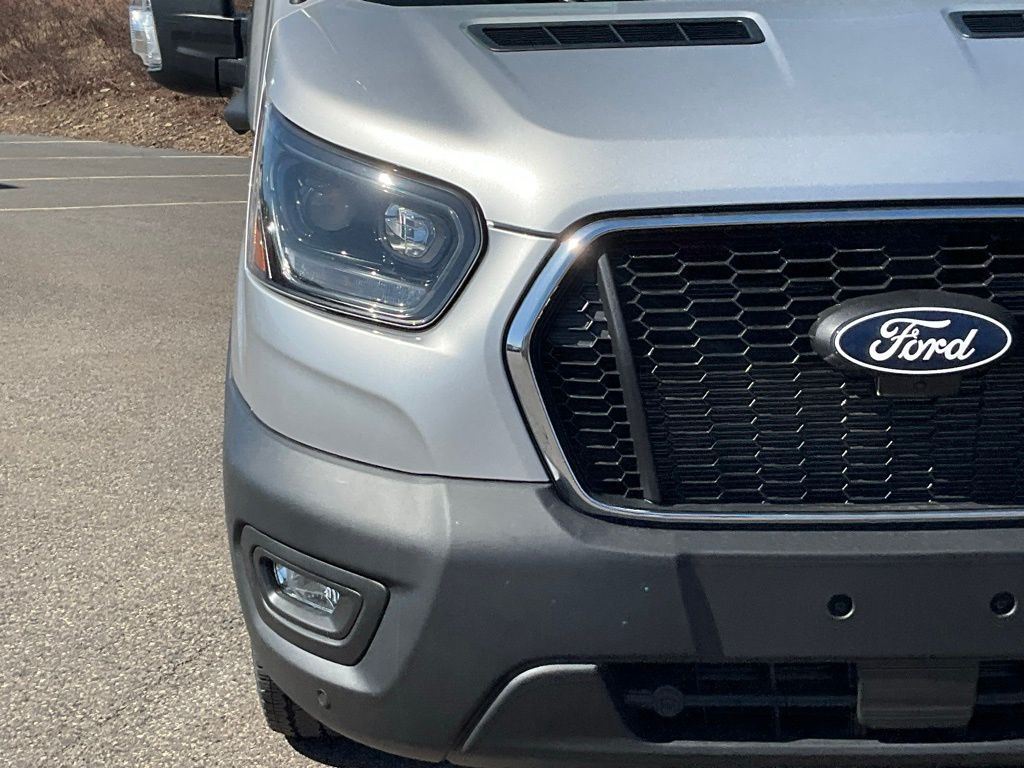 New 2026 Ford Transit 250 - photo 5