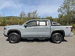 2022 Nissan Frontier Crew Cab 4WD Pickup for sale #DCG12851A - photo 32