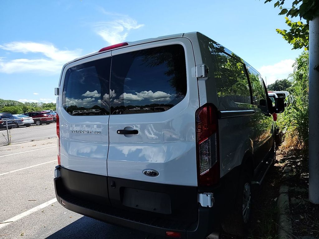 Used 2025 Ford Transit 250 - photo 2