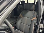 New 2025 GMC Canyon AT4 Crew Cab 4WD Pickup for sale #25918 - photo 35