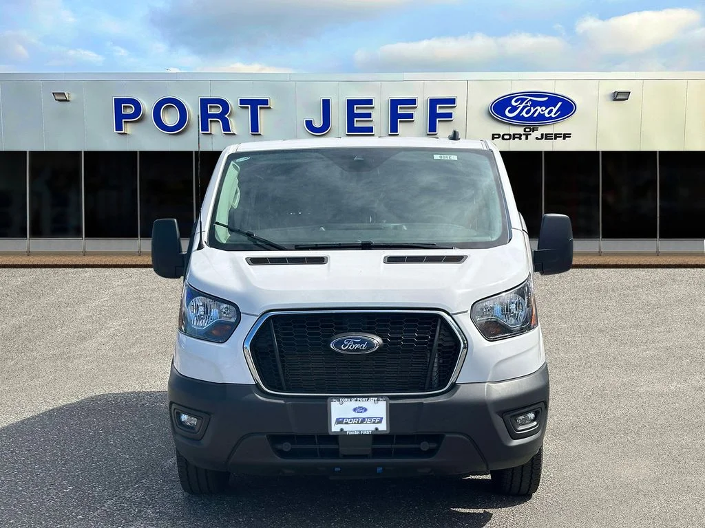 Used 2025 Ford Transit 250 - photo 1