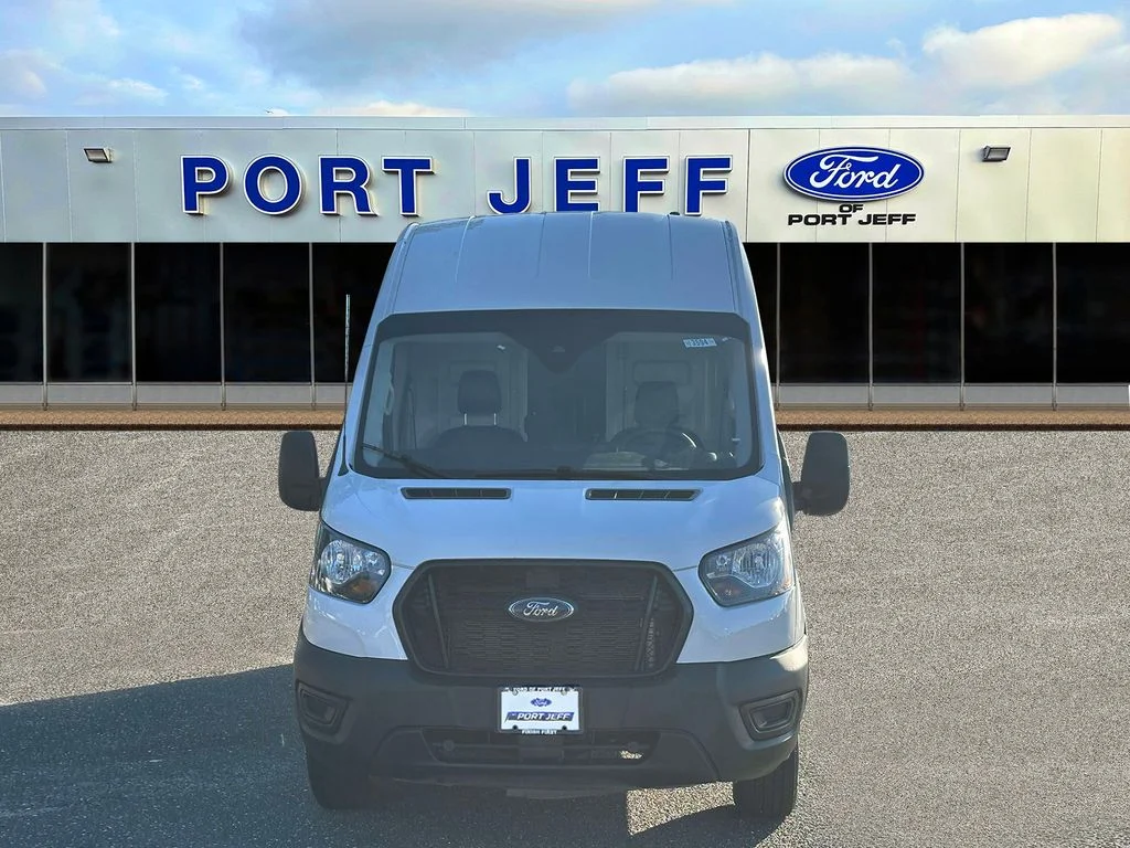 Used 2025 Ford Transit 250 - photo 1