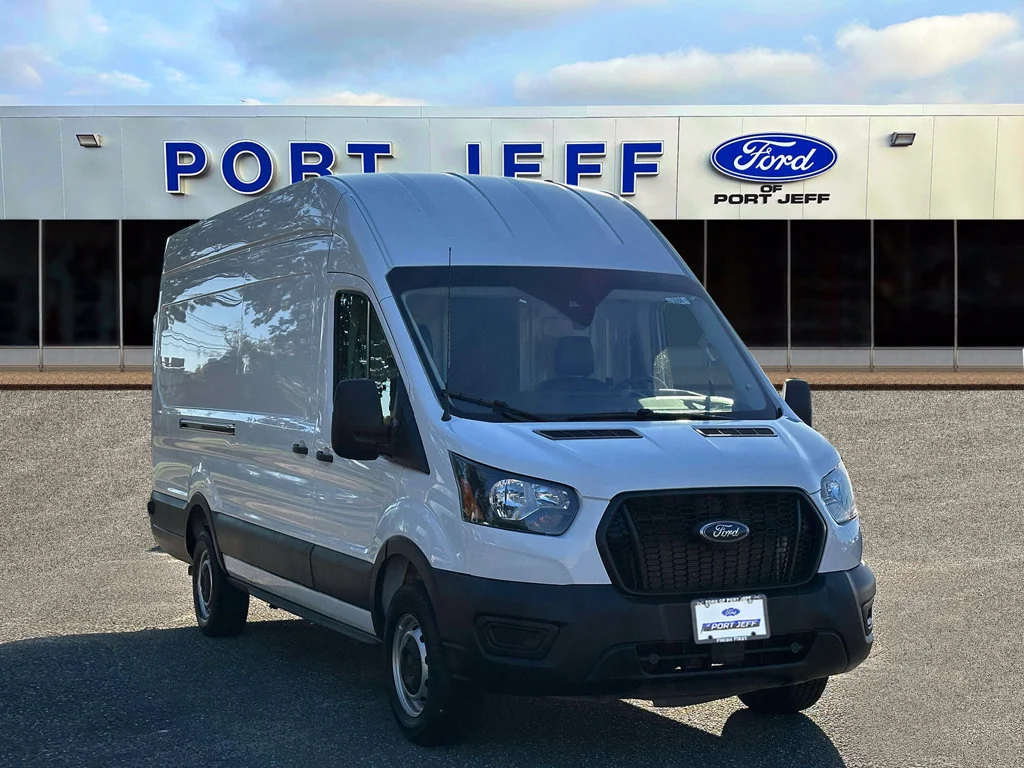Used 2025 Ford Transit 250 - photo 2