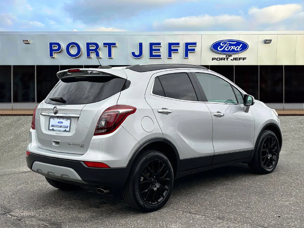 Used 2019 Buick Encore - photo 2