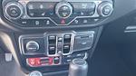 2021 Jeep Gladiator Crew Cab 4WD Pickup for sale #ML553950W - photo 17