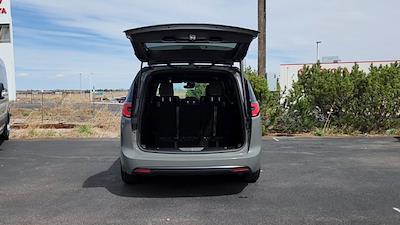 Used 2025 Chrysler Pacifica - photo 1