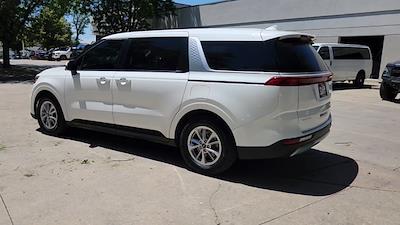 Used 2023 Kia Carnival LX Minivan for sale #P6238026T - photo 2