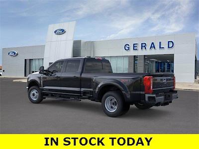 2026 Ford F-350 Crew Cab DRW 4x4 Pickup for sale #15761 - photo 2