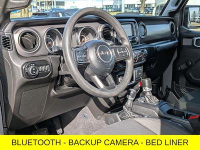 Used 2021 Jeep Gladiator - photo 1