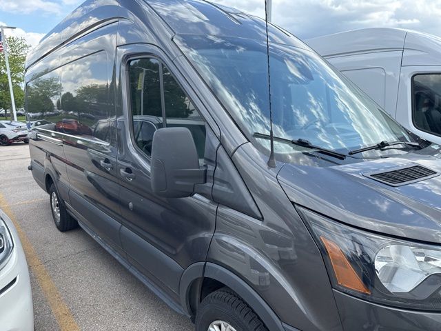 Used 2018 Ford Transit 250 - photo 2