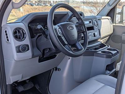 New 2027 Ford E-450 - photo 1
