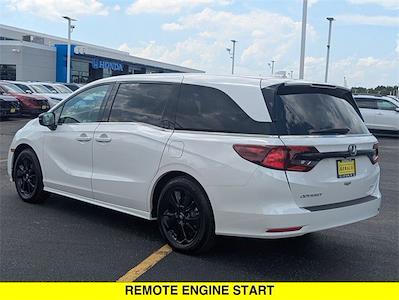 2024 Honda Odyssey FWD Minivan for sale #507399A - photo 2