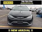 Used 2017 Chrysler Pacifica Touring L Minivan thumbnail 2