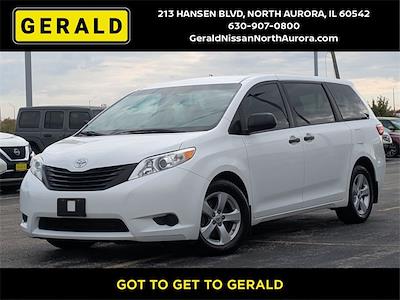 2017 Toyota Sienna FWD Minivan for sale #52395A - photo 1