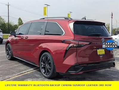 2023 Toyota Sienna FWD Minivan for sale #705935A - photo 2