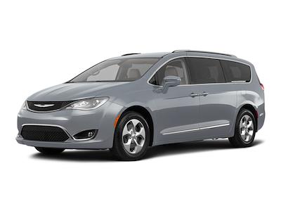 Used 2018 Chrysler Pacifica Touring L Plus Minivan for sale #90223B - photo 1