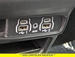 Used 2025 Chrysler Pacifica Select Minivan for sale #90344A - photo 18