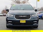Used 2025 Chrysler Pacifica Select Minivan for sale #90344A - photo 3