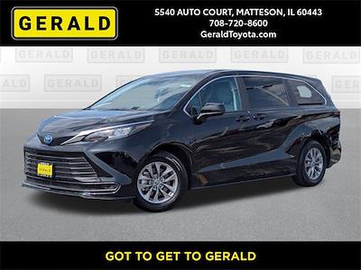 Used 2024 Toyota Sienna LE AWD Minivan for sale #R403031 - photo 1