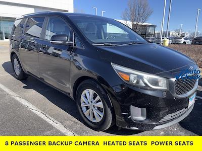 Used 2016 Kia Sedona - photo 1