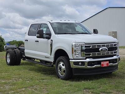 2025 Ford F-350 Crew Cab DRW 4WD Cab Chassis for sale #SED11815 - photo 1