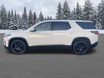 Used 2023 Chevrolet Traverse - photo 1