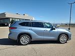 2022 Toyota Highlander AWD SUV for sale #39140A - photo 3