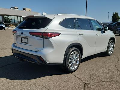 2023 Toyota Highlander AWD SUV for sale #39387A - photo 2