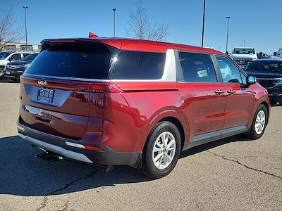 Used 2023 Kia Carnival - photo 1