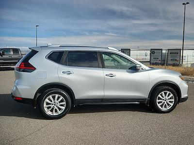 Used 2018 Nissan Rogue - photo 1
