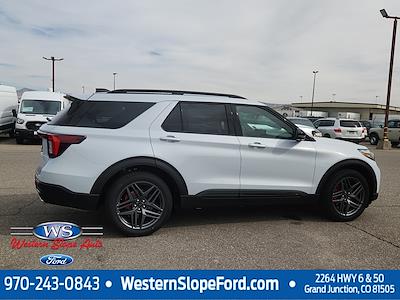 New 2026 Ford Explorer - photo 1