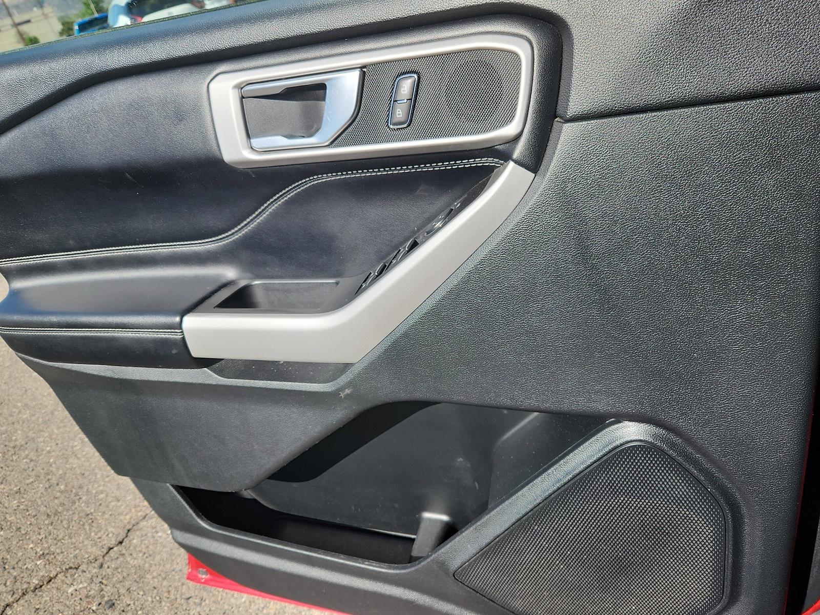 Used 2022 Ford Explorer - photo 11