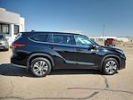 Used 2021 Toyota Highlander XLE for sale #68778A - photo 2