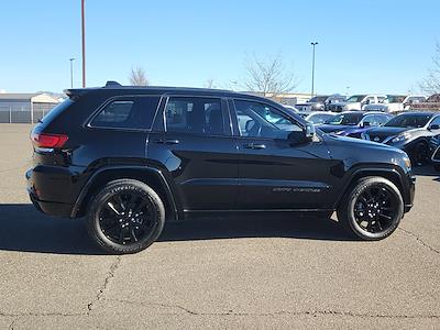 Used 2019 Jeep Grand Cherokee Altitude for sale #68956 - photo 2